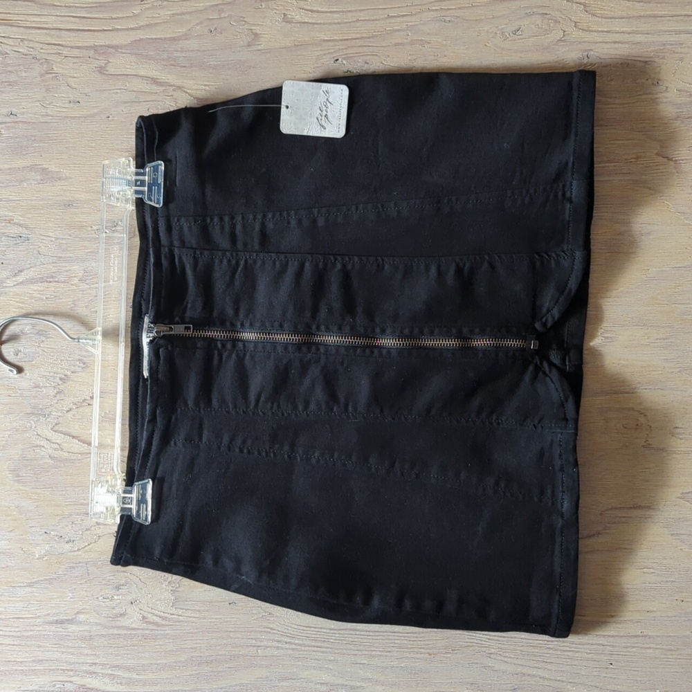 NWT FREE PEOPLE Layla Black Stretch Denim Zipper Mini Skirt Size 6